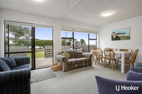 Photo of property in 13 Hinemoa Road, Waihi Beach, 3611