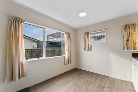 Photo of property in 2/16 Parkers Road, Tahunanui, Nelson, 7011