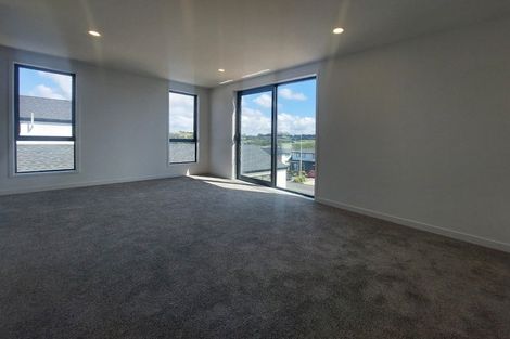 Photo of property in 20 Cavalli Road, Long Bay, Auckland, 0630