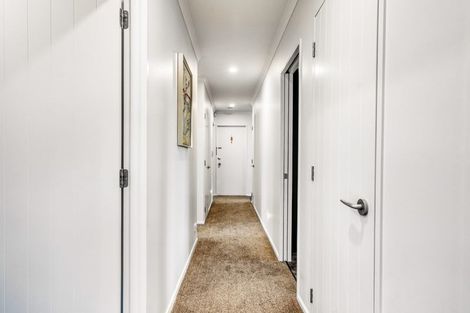 Photo of property in 5 Phoenicia Court, The Gardens, Auckland, 2105