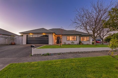 Photo of property in 3 Virginia Grove, Milson, Palmerston North, 4414