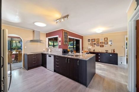 Photo of property in 13 Voltaire Court, Botany Downs, Auckland, 2010