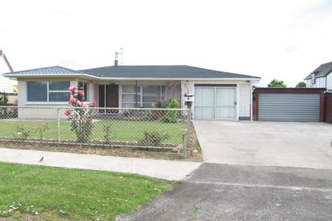 Photo of property in 4 Chestnut Road, Papatoetoe, Auckland, 2025