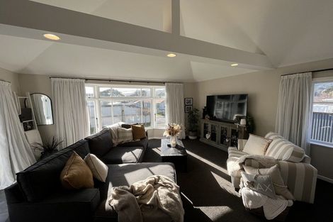 Photo of property in 101 Fraser Street, Wainuiomata, Lower Hutt, 5014