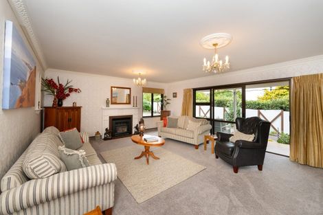 Photo of property in 32 Durham Drive, Havelock North, 4130