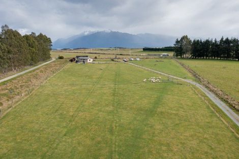 Photo of property in 305 Sinclair Road, Te Anau, 9679