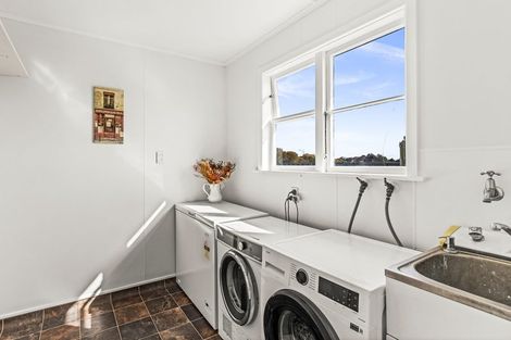 Photo of property in 33 Romanes Drive, Havelock North, 4130