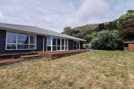 Photo of property in 5 Gilders Grove, Heathcote Valley, Christchurch, 8022
