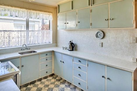 Photo of property in 11 Rosebank Avenue, Avalon, Lower Hutt, 5011