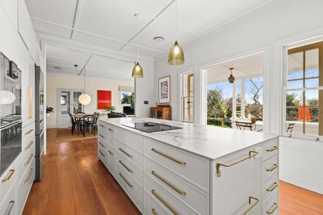 Photo of property in 24 Muritai Crescent, Havelock North, 4130