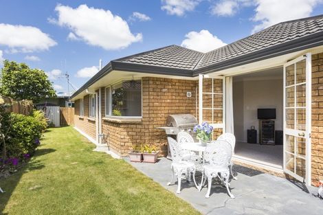 Photo of property in 71 Amberley Avenue, Highbury, Palmerston North, 4412