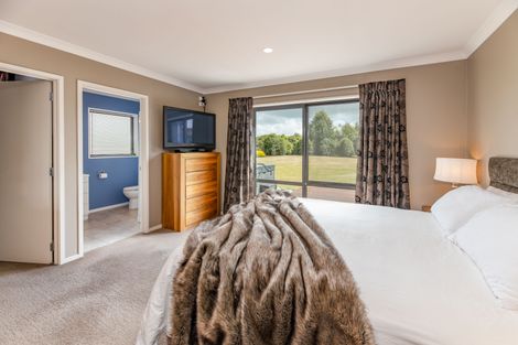 Photo of property in 16 Thorndon Close, Kirwee, Darfield, 7571