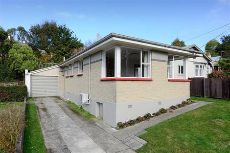 Photo of property in 62 Argyle Street, Mornington, Dunedin, 9011