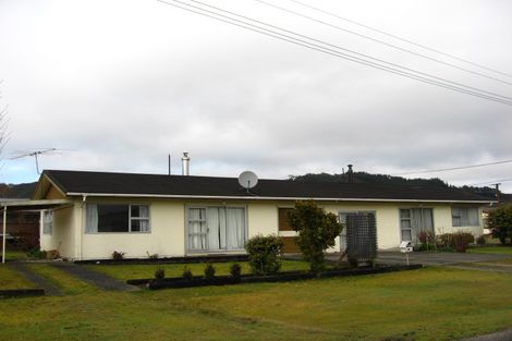 Photo of property in 3b Brennan Street, Reefton, 7830