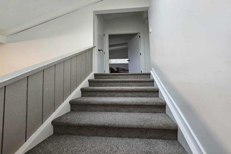 Photo of property in 2/99 Konini Road, Titirangi, Auckland, 0604