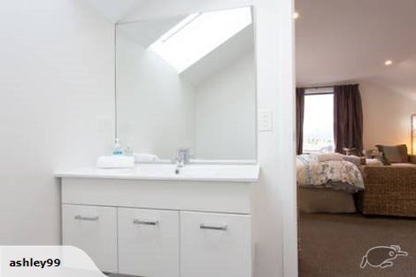 Photo of property in 1 Jacks Point Rise, Jacks Point, Queenstown, 9371