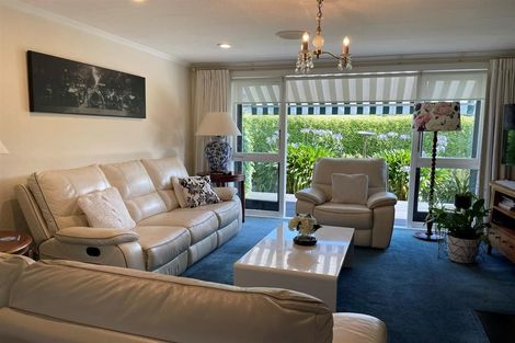 Photo of property in 12 Parsonage Road, Waimate, 7924