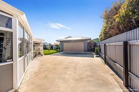 Photo of property in 22 Glamorgan Avenue, Tamatea, Napier, 4112