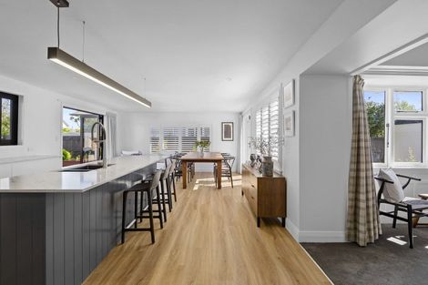 Photo of property in 136 Weston Road, St Albans, Christchurch, 8052