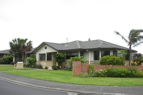 Photo of property in 1 Jacaranda Court, Pukekohe, 2120