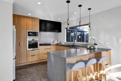 Photo of property in 9a Dolphin Parade, Bell Block, New Plymouth, 4312