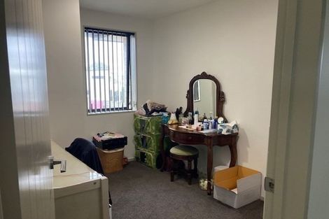 Photo of property in 33 Carole Crescent, Pakuranga, Auckland, 2010