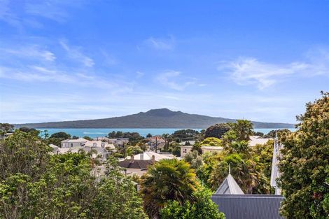 Photo of property in 44a Albert Road, Devonport, Auckland, 0624