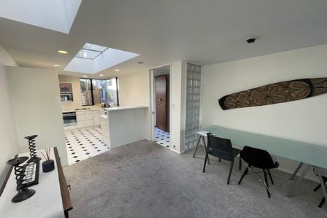 Photo of property in 2/12 Craig Road, Milford, Auckland, 0620