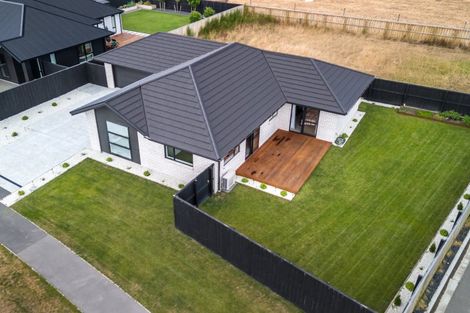 Photo of property in 160 Shillingford Boulevard, Rolleston, 7615