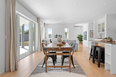 Photo of property in 64 Park Road, Carterton, 5713