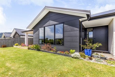 Photo of property in 12 Teiaroa Street, Waikanae, 5036