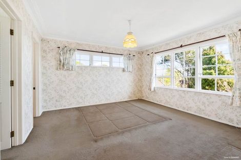 Photo of property in 5 Diosma Place, Botany Downs, Auckland, 2010