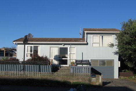 Photo of property in 3 Konini Street, Otaki Beach, Otaki, 5512