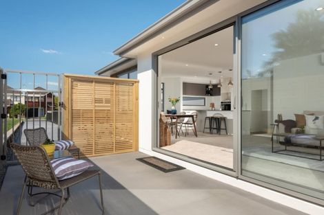 Photo of property in 2a Laing Place, Otumoetai, Tauranga, 3110