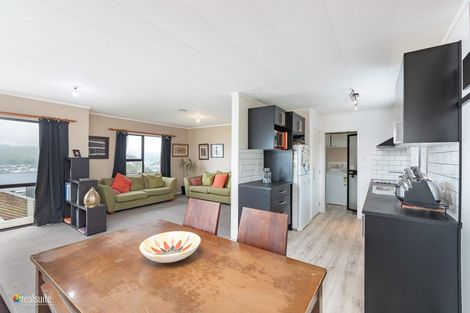 Photo of property in 35 Almora View, Ascot Park, Porirua, 5024