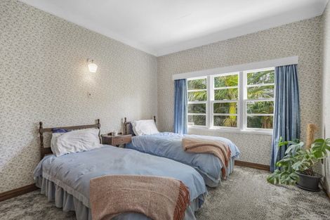 Photo of property in 85 Ludlam Crescent, Woburn, Lower Hutt, 5010