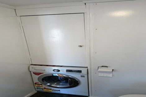 Photo of property in Melksham Towers, 401/131 Brougham Street, Mount Victoria, Wellington, 6011