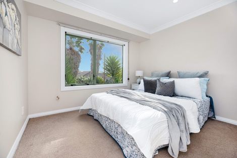 Photo of property in 6 Xena Way, Henderson, Auckland, 0612