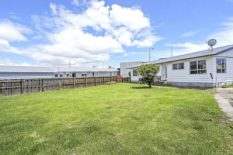 Photo of property in 16 Girven Road, Mount Maunganui, 3116