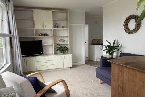 Photo of property in 78 Matipo Road, Mairangi Bay, Auckland, 0630