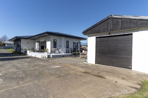 Photo of property in 53 Victoria Street, Carterton, 5713