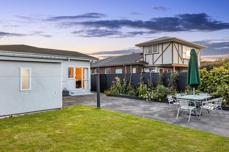 Photo of property in 25 Medway Street, Richmond, Christchurch, 8013