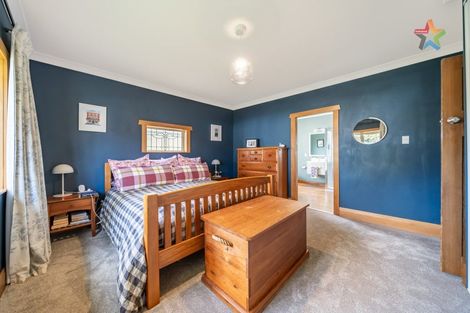 Photo of property in 18 Riddiford Street, Woburn, Lower Hutt, 5011