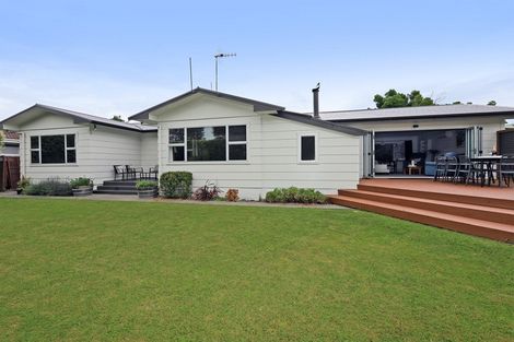 Photo of property in 15 Travis Street, Taradale, Napier, 4112
