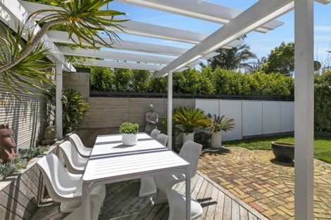 Photo of property in 42 Lawrence Street, Herne Bay, Auckland, 1011