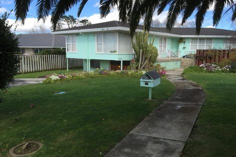Photo of property in 17 Greenhill Crescent, Pakuranga, Auckland, 2010
