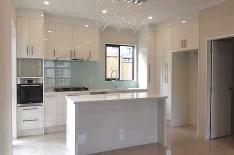 Photo of property in 38 Drumbuoy Drive, Flat Bush, Auckland, 2019