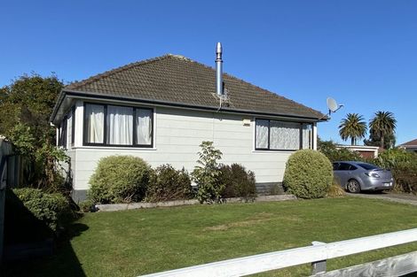 Photo of property in 14 Collett Street, Dannevirke, 4930
