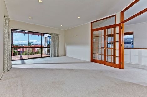 Photo of property in 465 Beach Road, Murrays Bay, Auckland, 0630