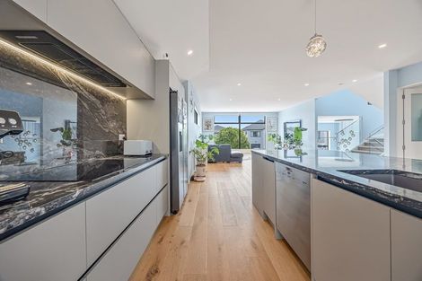 Photo of property in 26 Windlass Street, Long Bay, Auckland, 0630